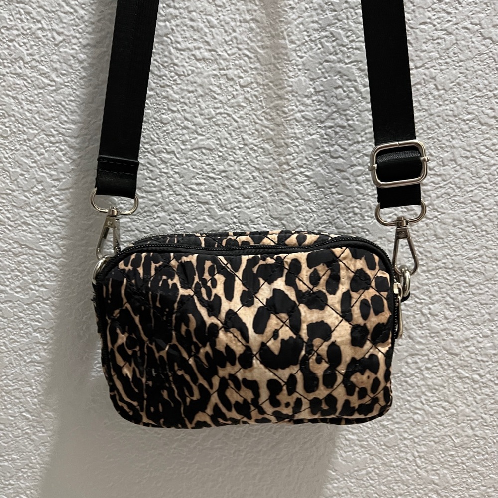 Cheetah crossbody bag